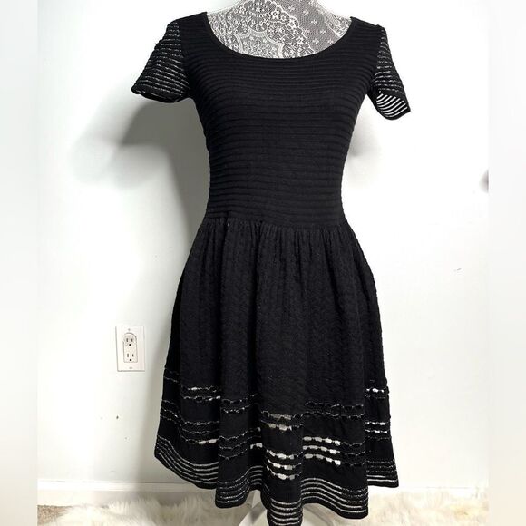 Sandro knit dress. Sandro size 1 equivalent to US size small - Picture 1 of 6